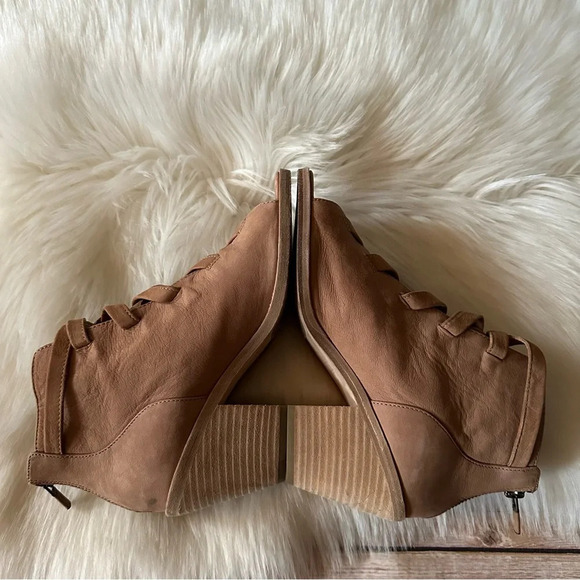 Eileen Fisher Heels Shoes Suede Leather Tan Sz 7 - Picture 7 of 9